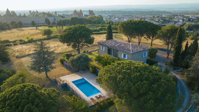 Photo de maison au crépuscule
